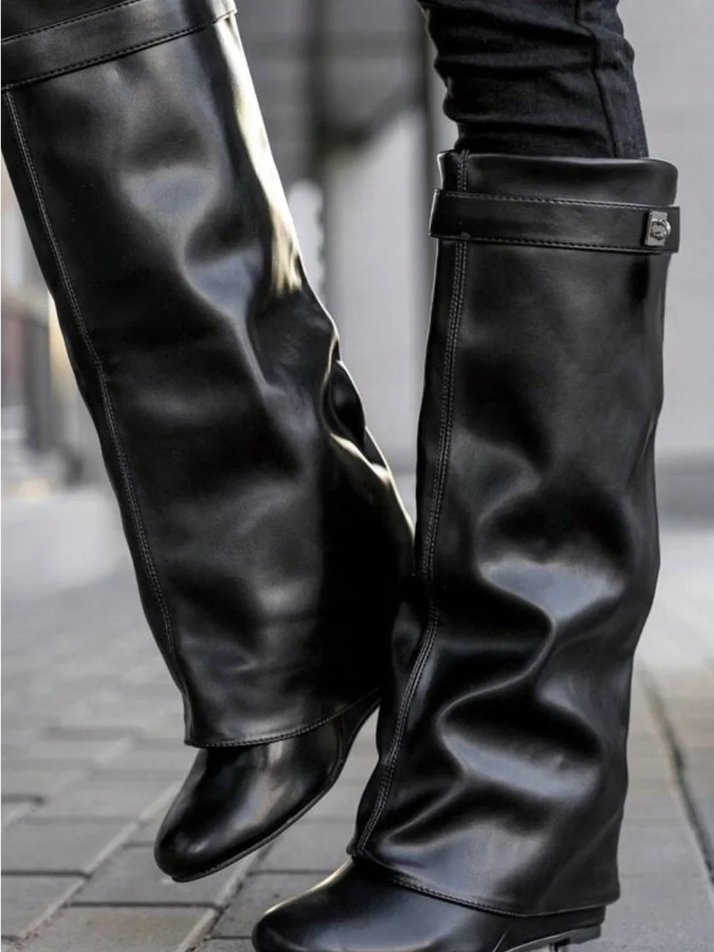 Classic Black Knee-High Women's Boots